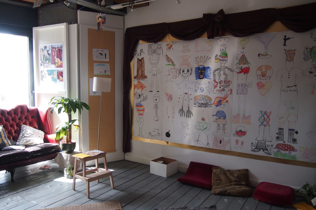 OLYMPUS DIGITAL CAMERA